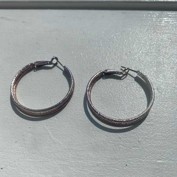 Hoop earrings - Picture 2 of 12